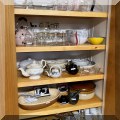 K16. Bakeware and dishes. 